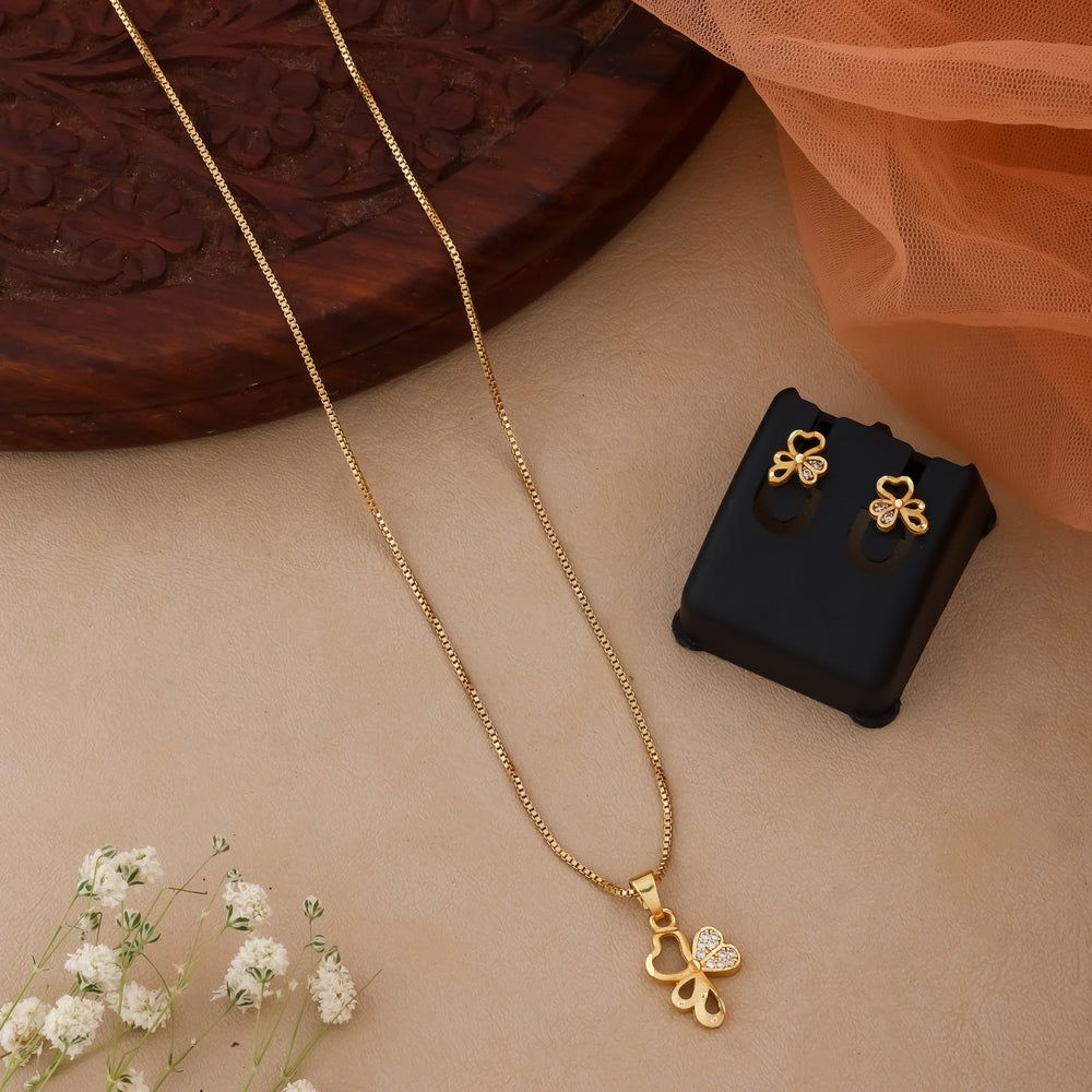 Aarna Pendant Set