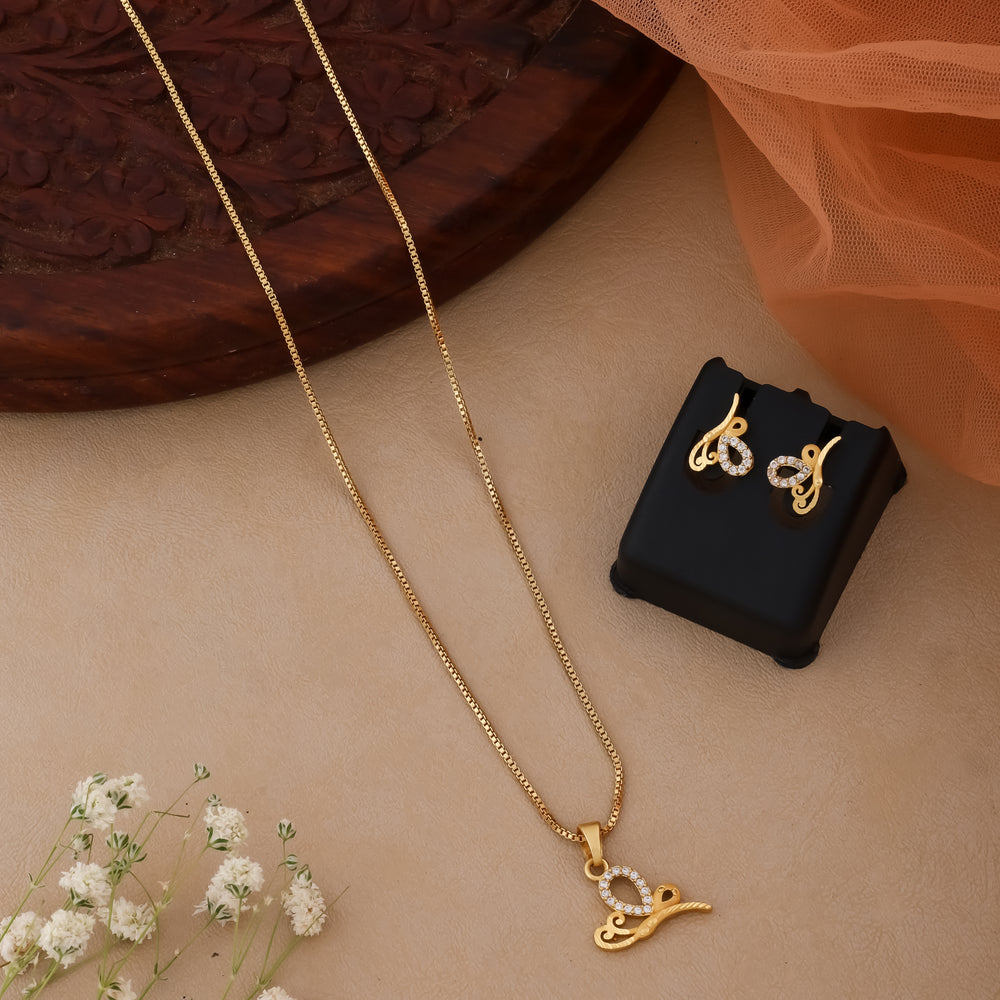 Anvika Pendant Set